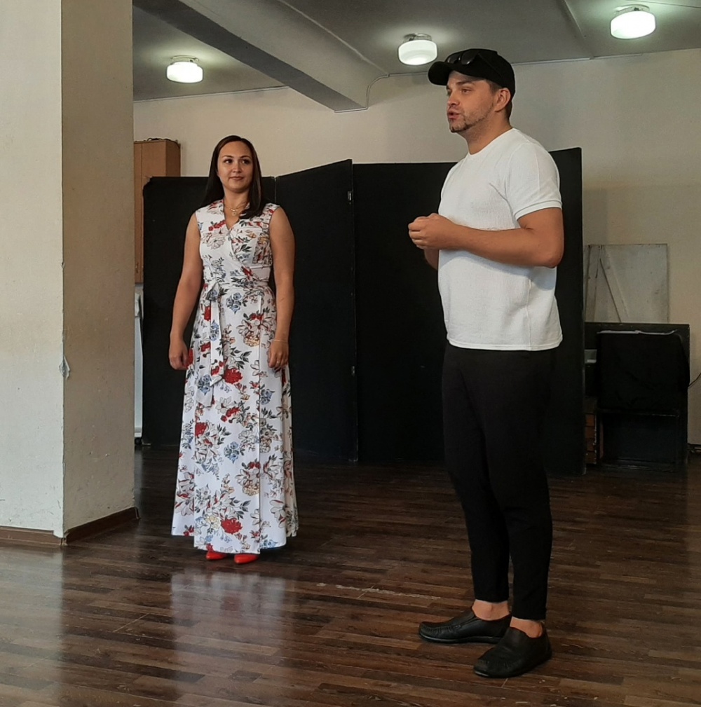 Актеры Пермского ТЮЗа готовят новую музыкальную программу